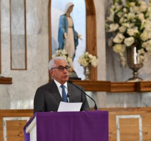 Ing. Martín Robles Morillo, durante misa por los 16 años de la ETED